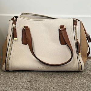 Calvin Klein Over the Shoulder/Cross Body Purse